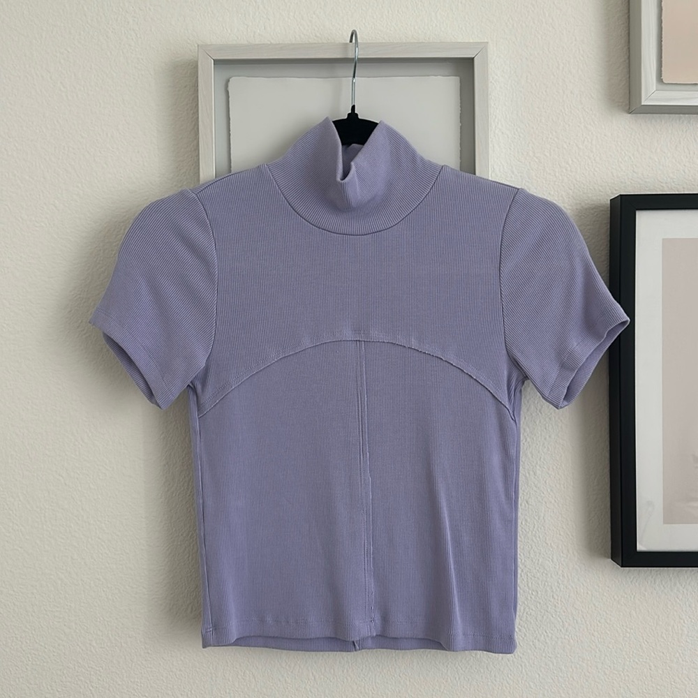 Wilfred Meline Mock Neck Crop Top